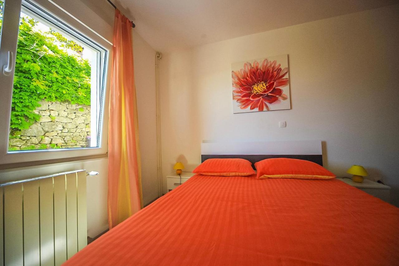 Apartman Carmen Volosko Opatija Exterior foto